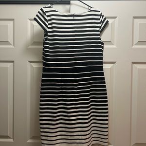 LOFT cap sleeved dress